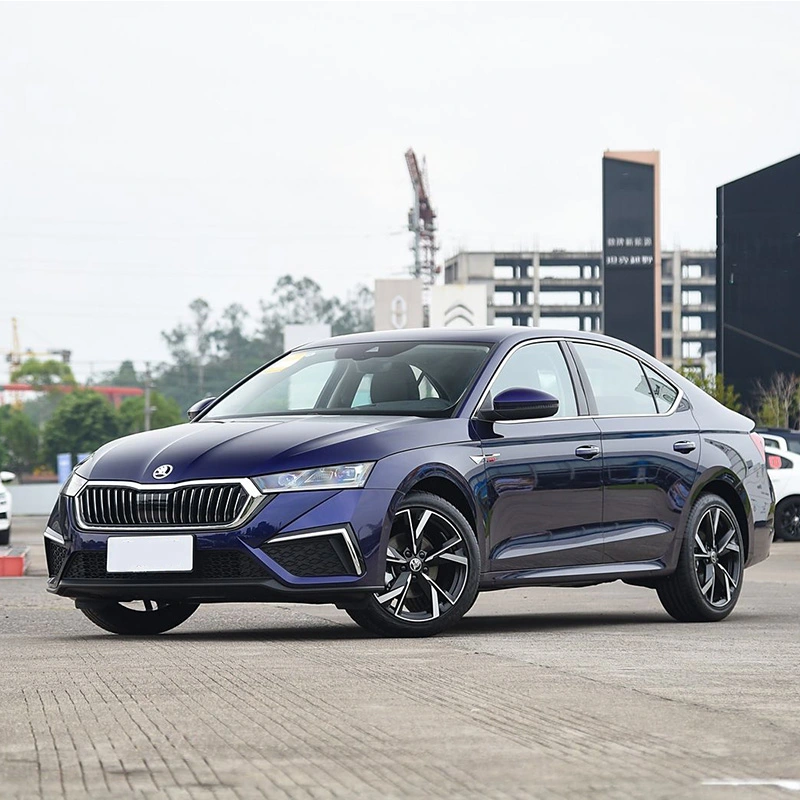 skoda-superb-sedan-gasoline-car-03